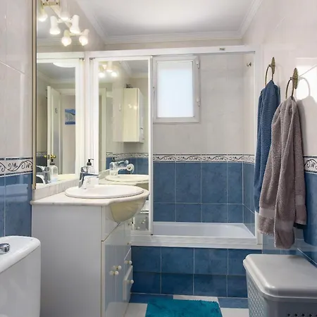 아파트 Spacious With Sea Views 푸엔히롤라
