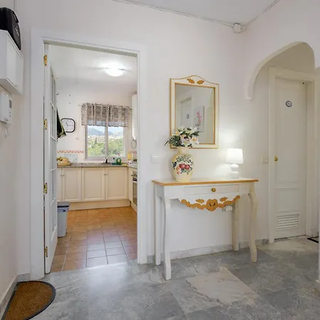 Spacious With Sea Views 아파트 푸엔히롤라