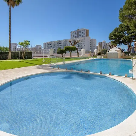 Spacious With Sea Views * 푸엔히롤라